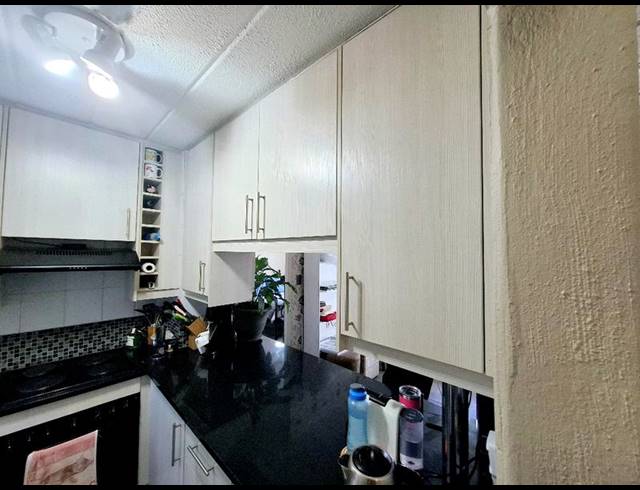 1 BEDROOM APARTMENT FOR SALE IN MORNINGSIDE